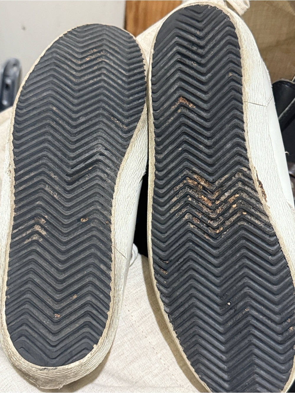 Golden Goose White Sneakers with Sage Green Accents - Picture 4 of 8